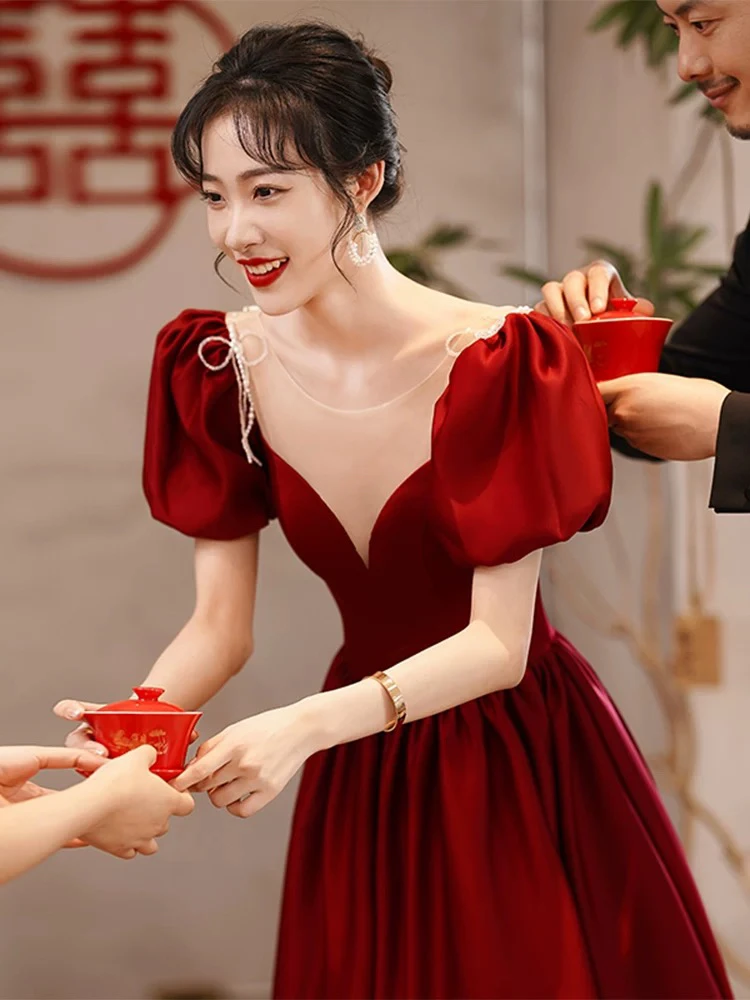 直播链接断码特价敬酒服新娘缎面结婚礼服在逃公主订婚高级感酒红