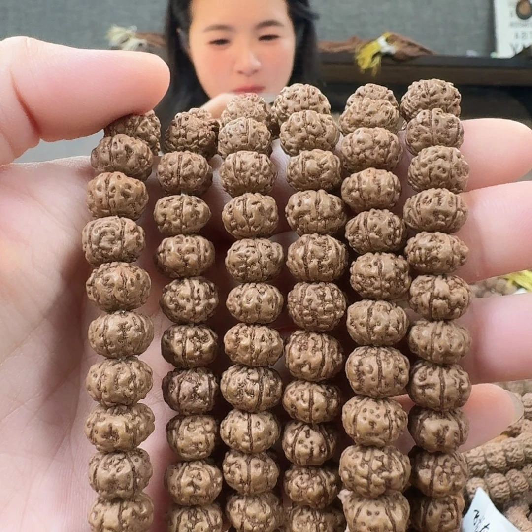 雷***丨吊坠金刚菩提树王泥丸子3条