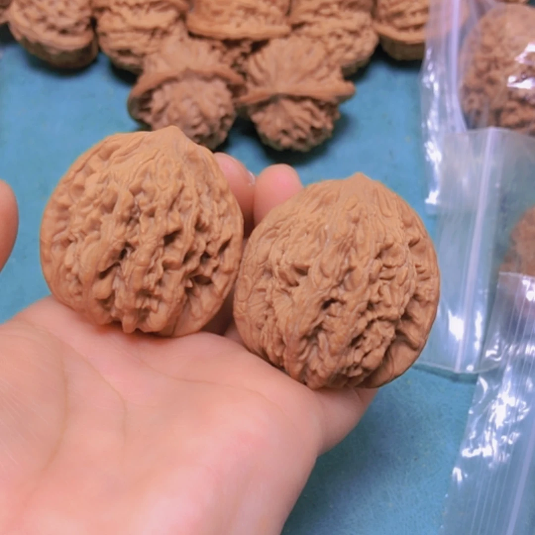 【闪购商品】把件核桃41麦虎全品磕尖