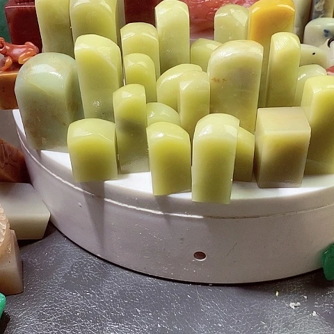 青田石小*包青田石青田石