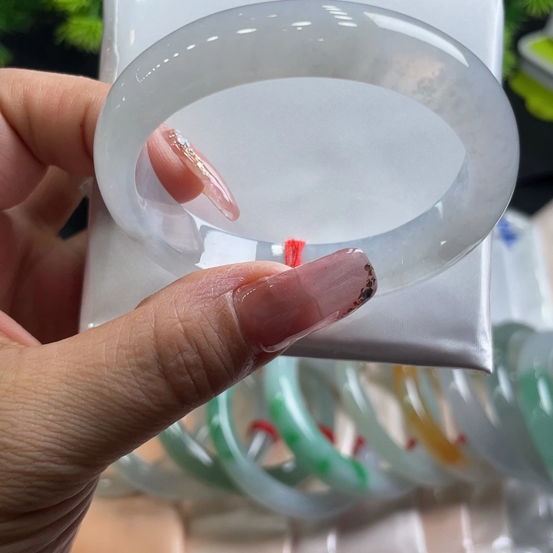 翡翠手镯未镶嵌51.9贵妃