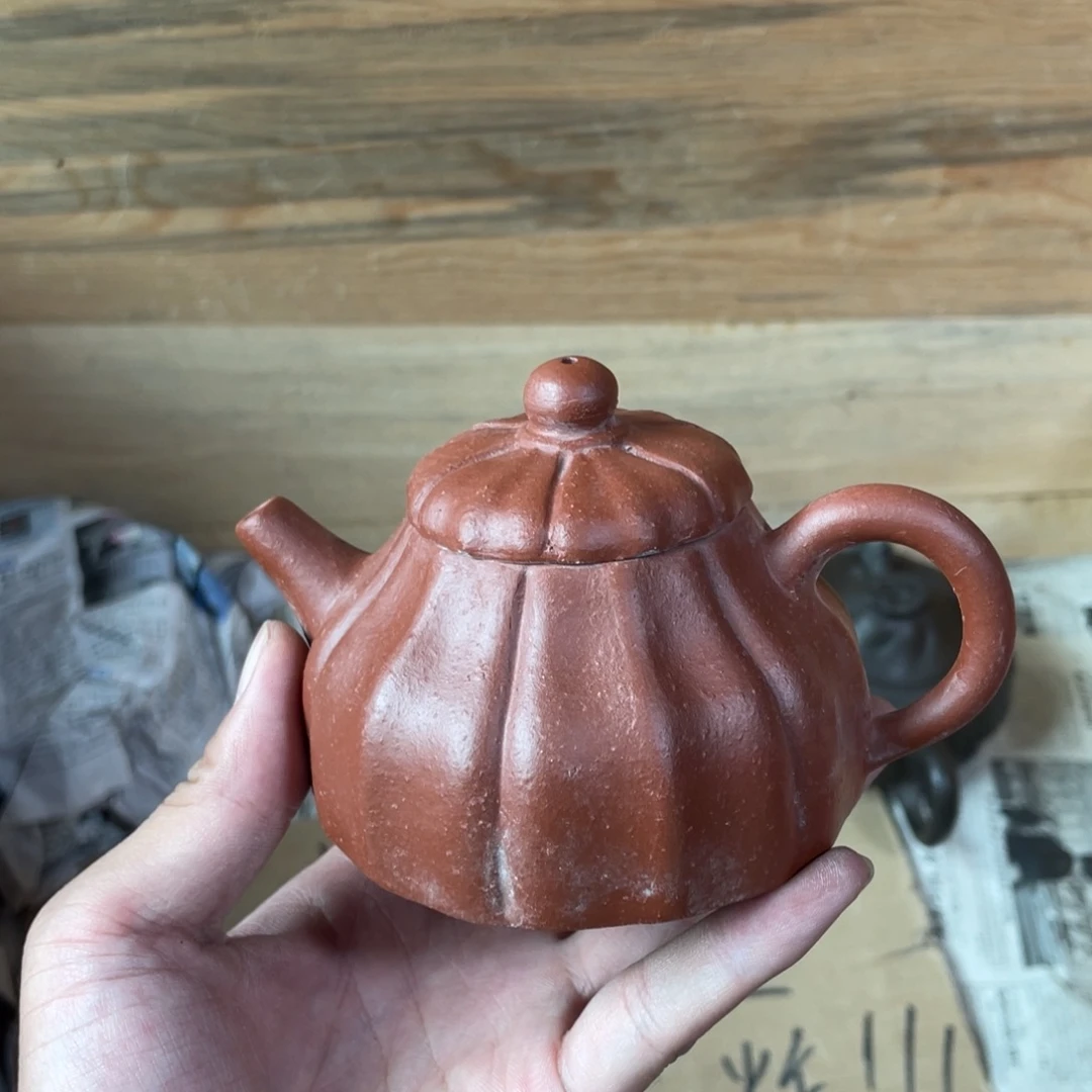 茶壶紫砂老厂紫砂壶一件。