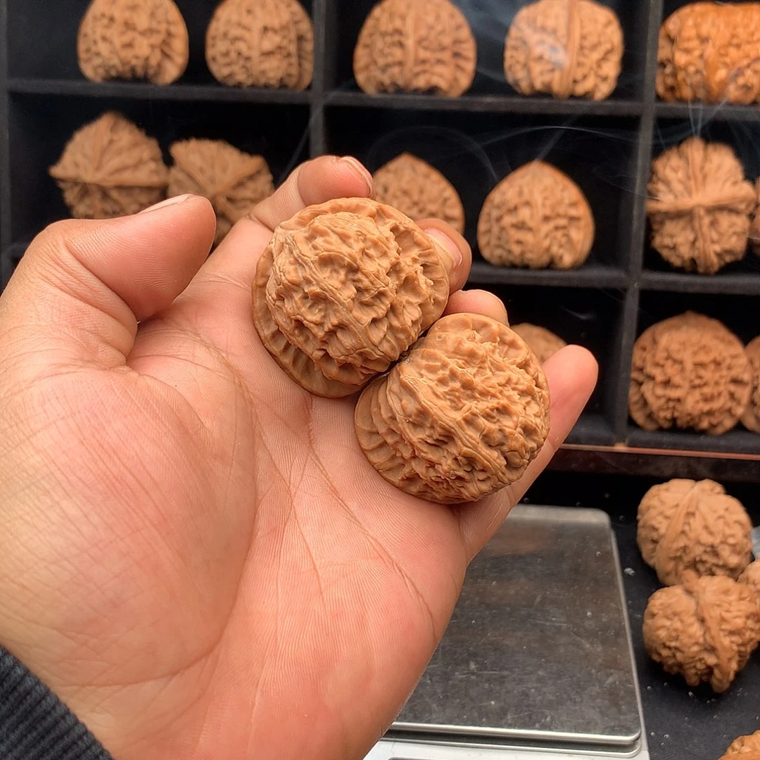 秦***又吊坠文玩核桃核桃