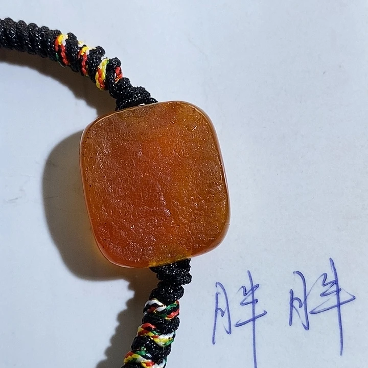 琥珀颈饰未镶嵌琥珀蜜蜡
