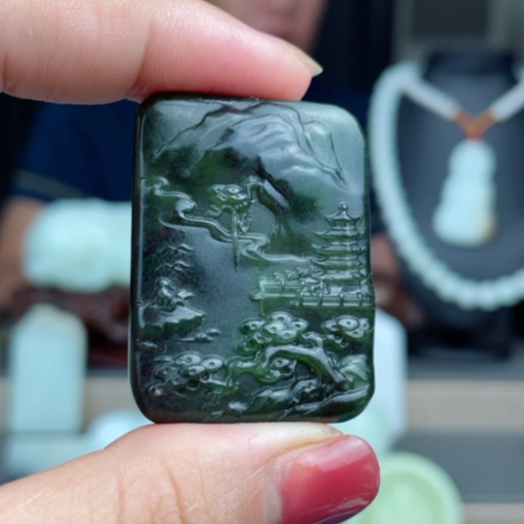 【闪购商品】颈饰未镶嵌和田玉