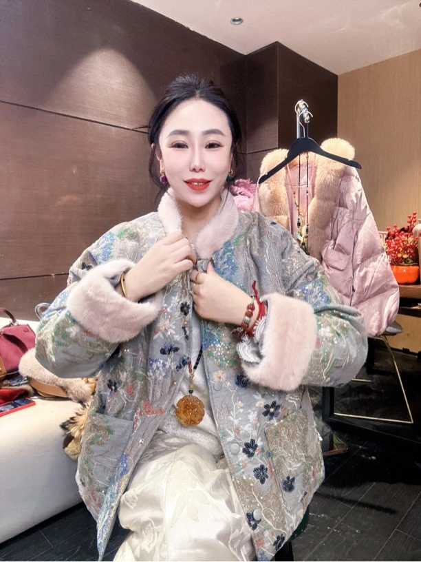 7050#《水貂羽绒》红人上新百搭宽松复古中式网红羽绒外套