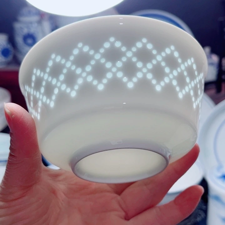 青花玲珑5寸饭碗网格