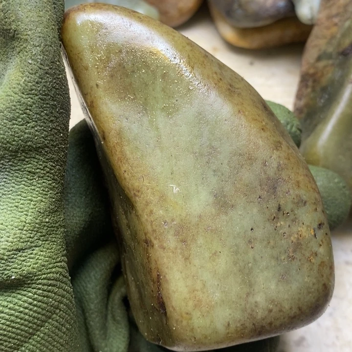 和田玉未镶嵌珠宝奇石112