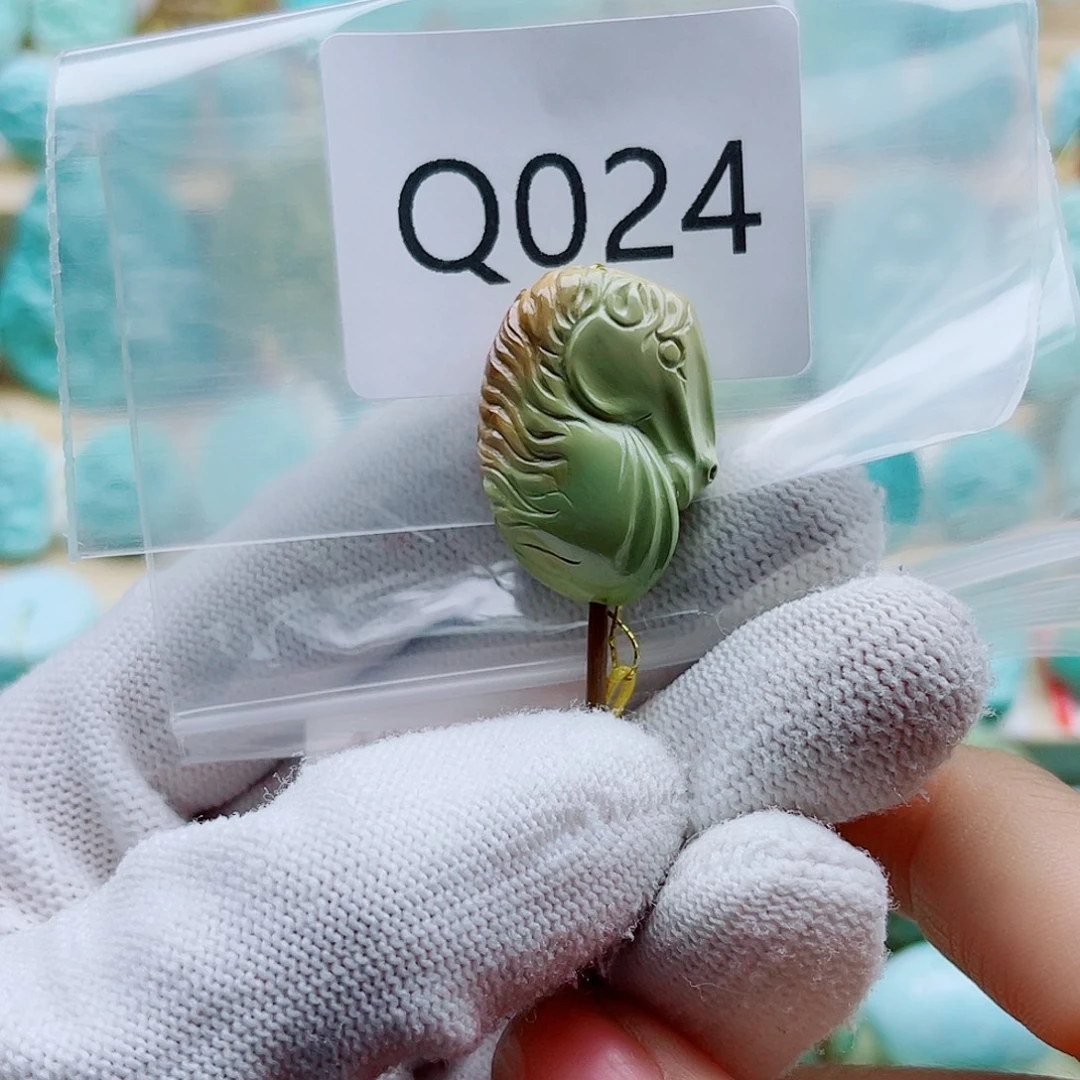 九****绿松石未镶嵌珠宝奇石