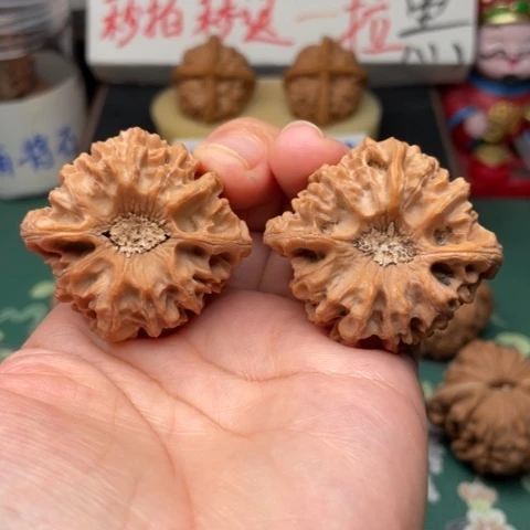 【闪购商品】把件文玩核桃42龙门涧