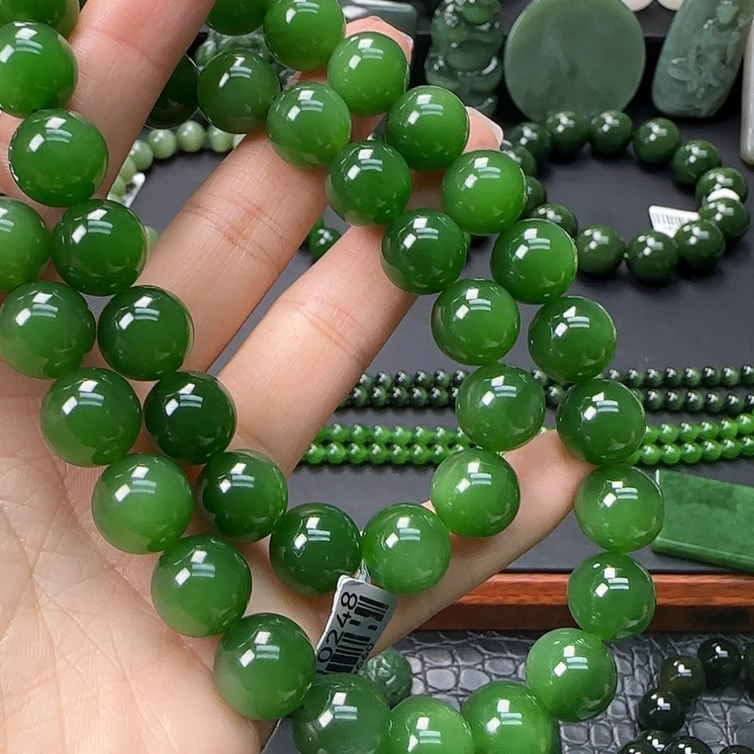 和田玉未镶嵌珠宝奇石