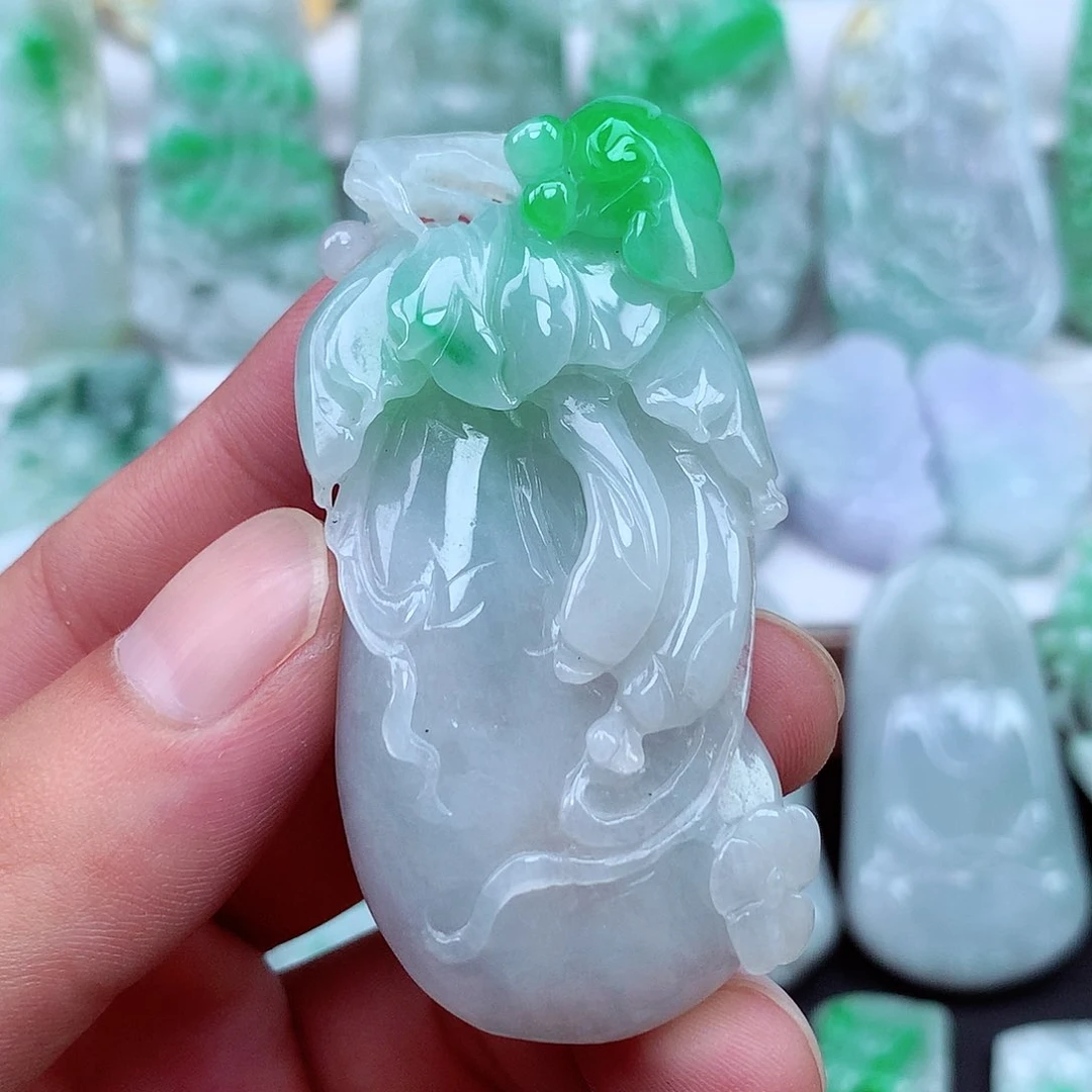 翡翠未镶嵌颈饰翡翠吊坠