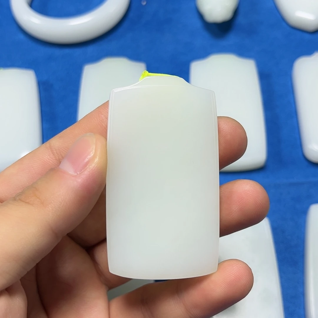 【闪购商品】和田玉（糖玉）未镶嵌颈饰