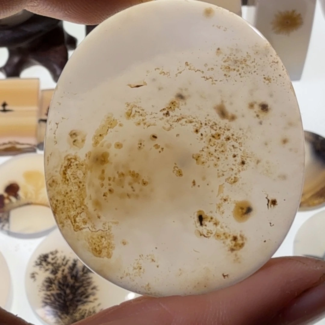 玛瑙/玉髓未镶嵌珠宝半成品