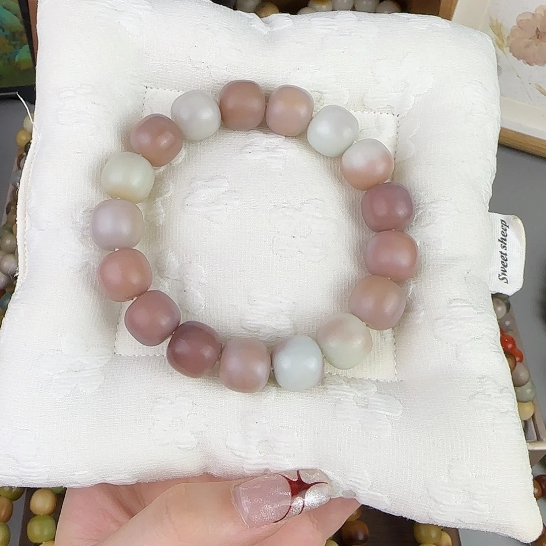 吊坠菩提根/象牙果荔枝冻 孤品