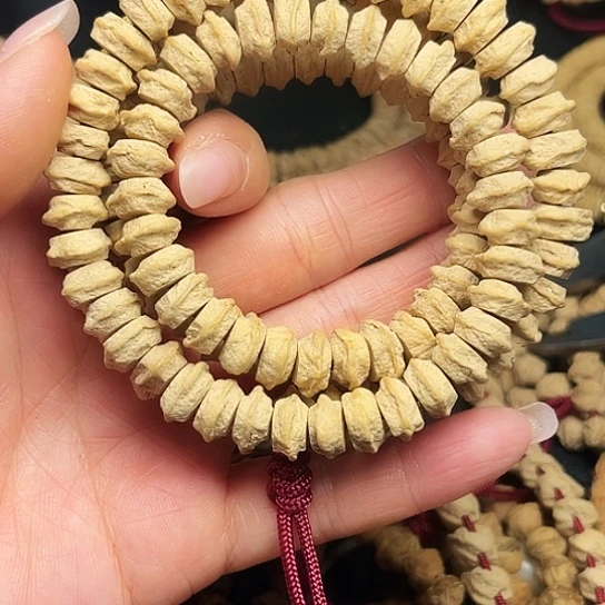 李***霖柏香籽/百香籽吊坠