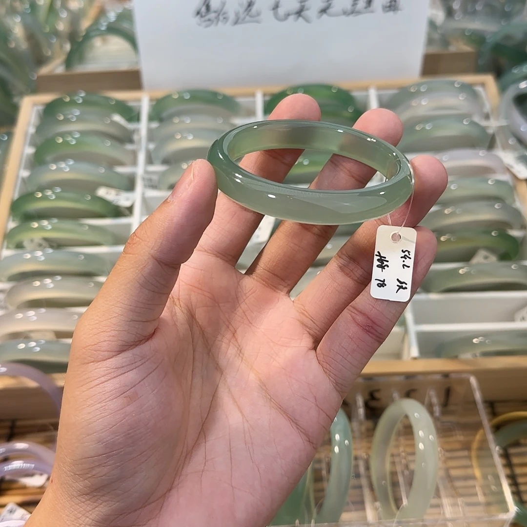 玛瑙/玉髓未镶嵌手镯圈口54.2