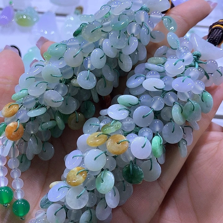 翡翠颈饰未镶嵌天然翡翠A货车挂多样性发货发其一