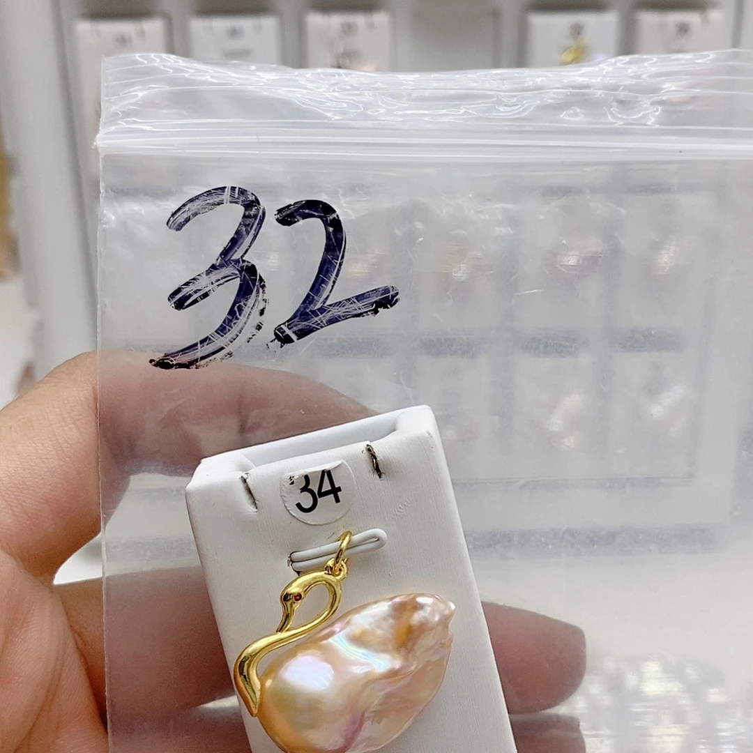 淡水珍珠合金颈饰