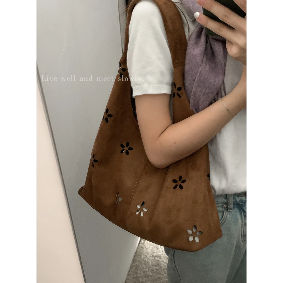 新款秋冬时尚镂空单肩包小众腋下包包麂皮百搭通勤托特包子母包