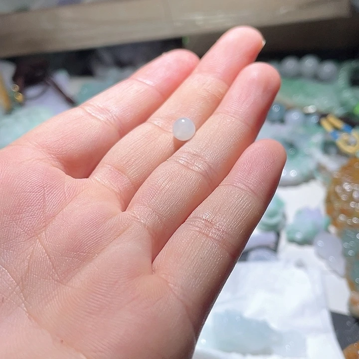 翡翠未镶嵌颈饰夏**光天然