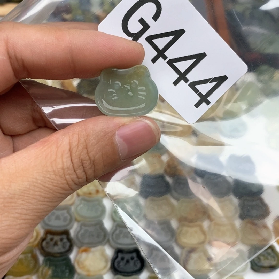 岫玉假一赔十默认，不退不换未镶嵌
