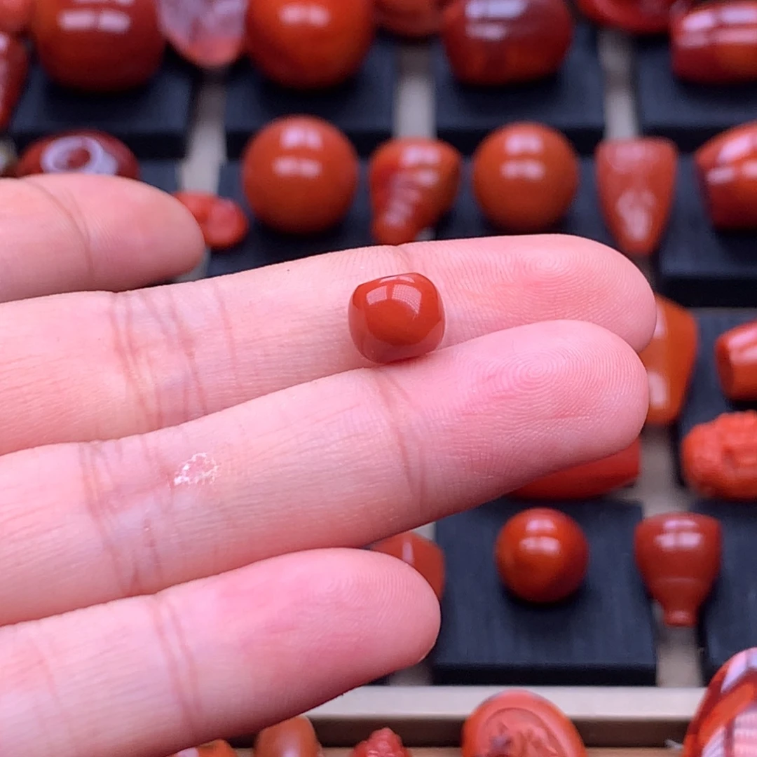南红玛瑙未镶嵌川料原矿老型单珠8.2mm