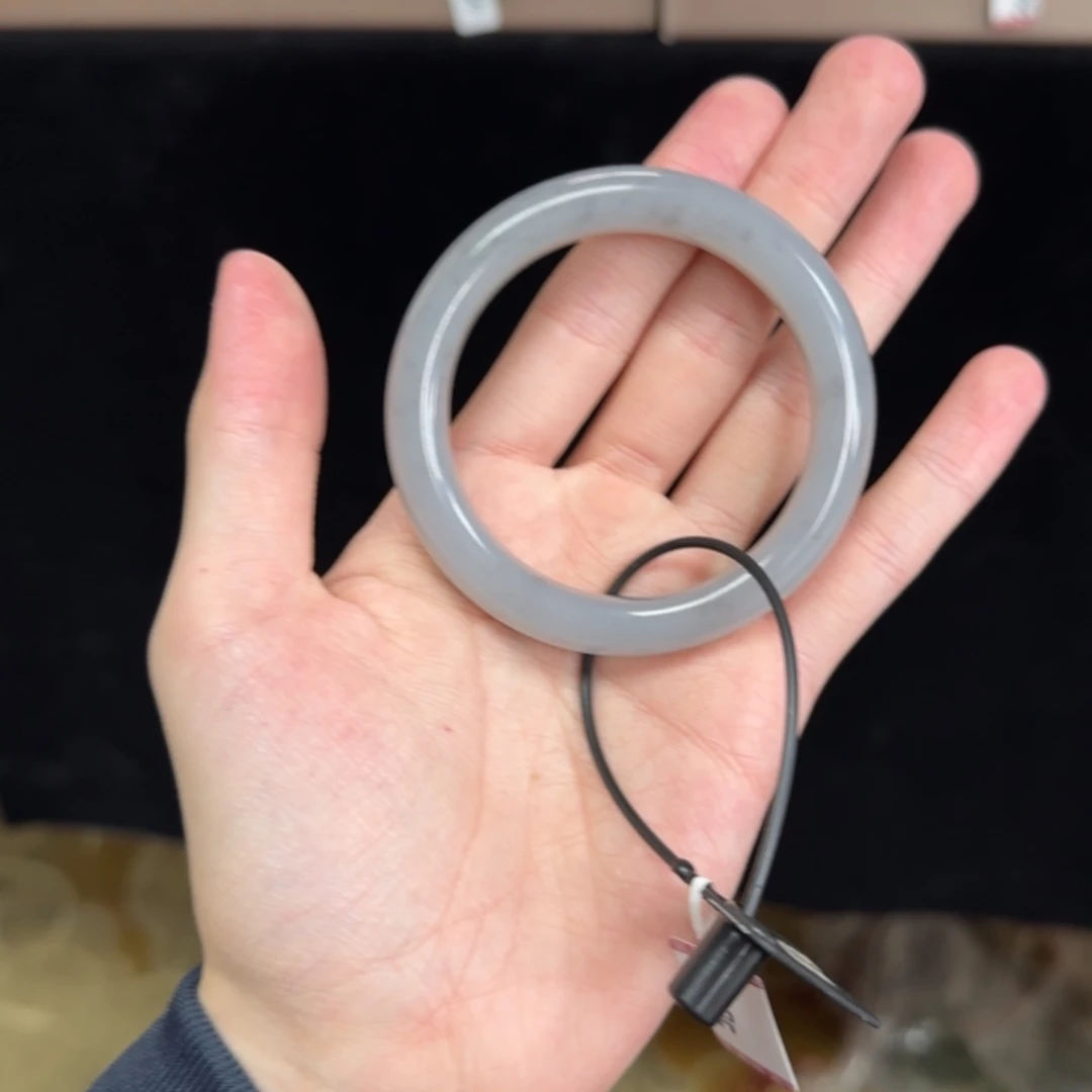 和田玉未镶嵌手镯55