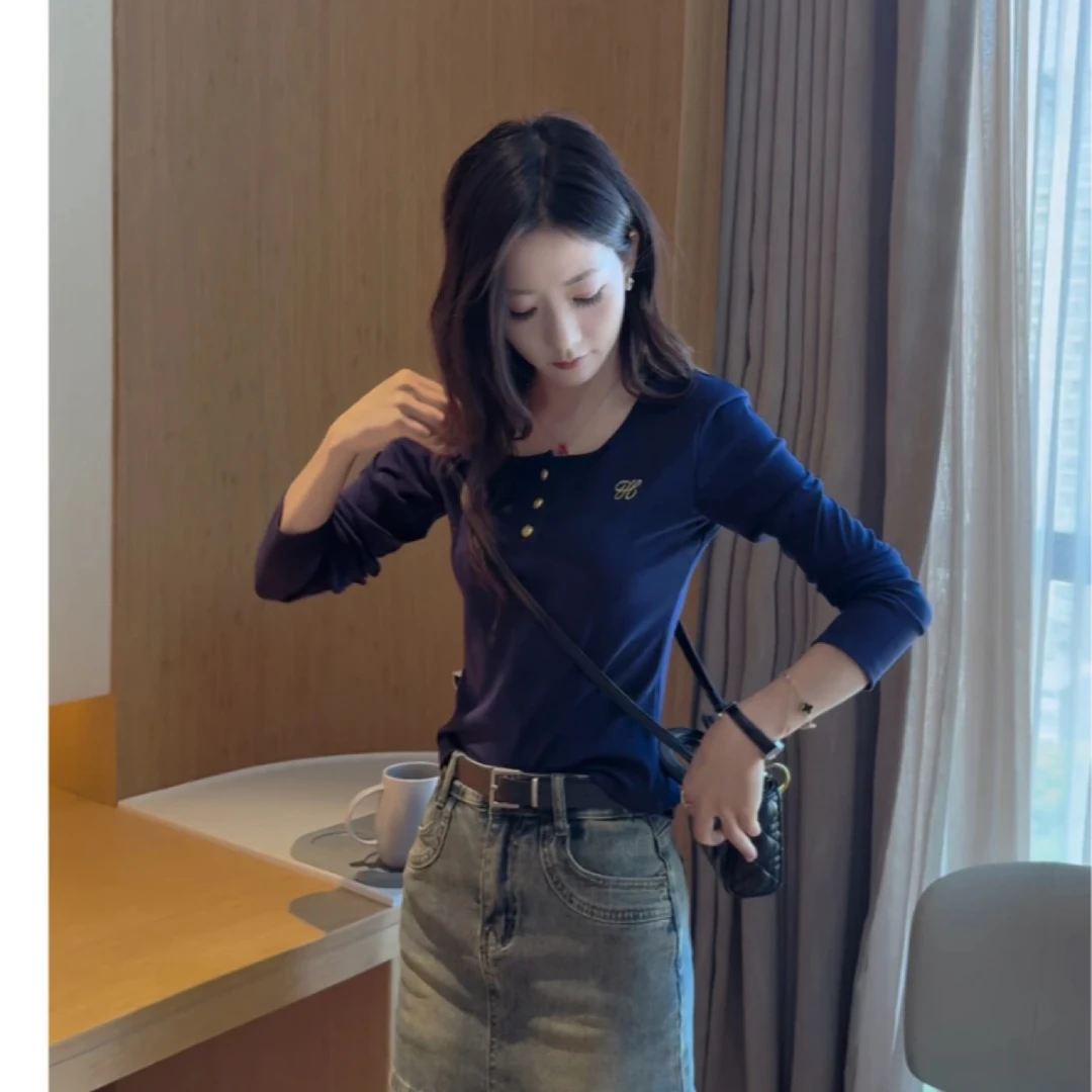 【运补6-8米】简约方领长袖T恤女2025秋季新款修身显瘦打底衫短上衣