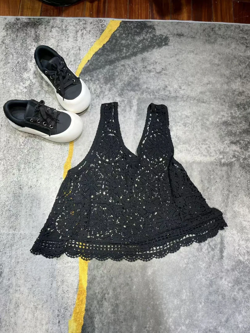 潮牌原创欧货定制钩花背心885