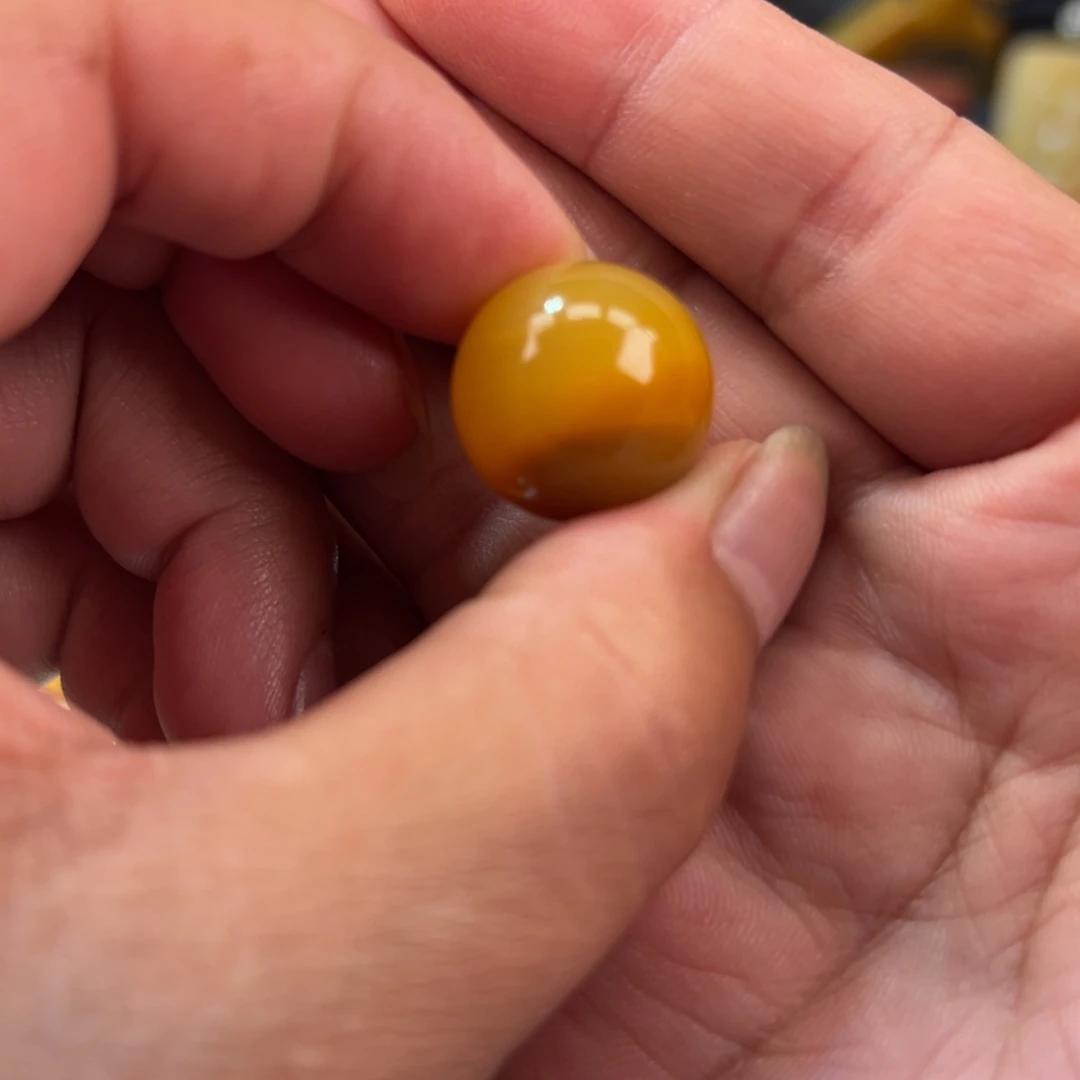 石英质玉（黄龙玉）合金颈饰