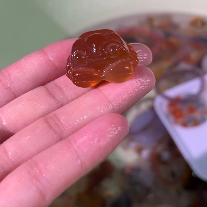 胖***猫玛瑙/玉髓颈饰未镶嵌