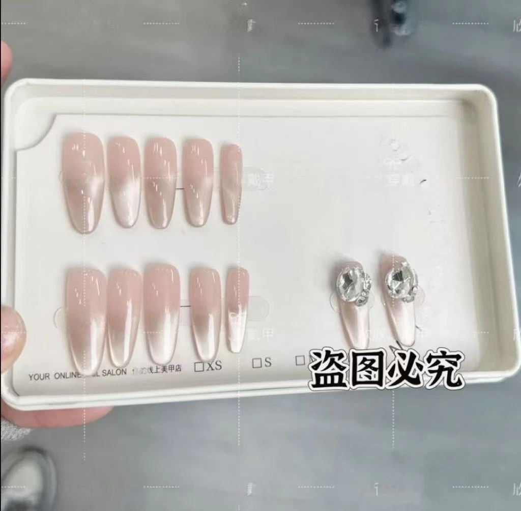 追光猫眼-阿狸 纯手工穿戴甲 12片装A02