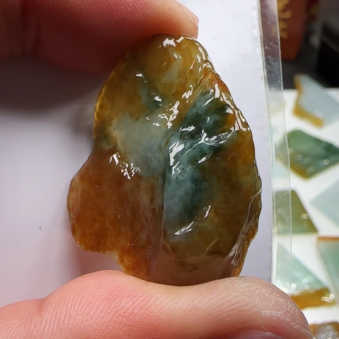 定制翡翠未镶嵌翡翠