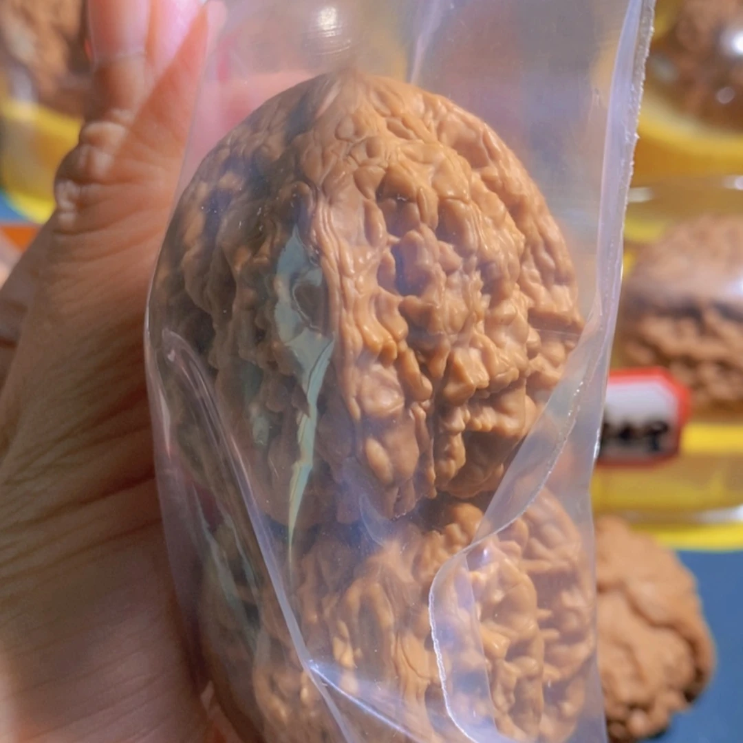 【闪购商品】文玩核桃吊坠自**满虎头王