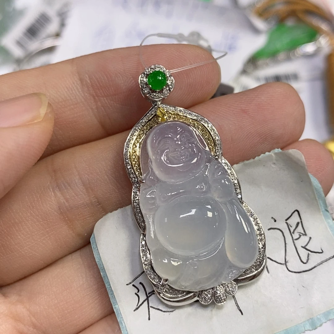 【闪购商品】颈饰18K金镶嵌翡翠倚*吊坠