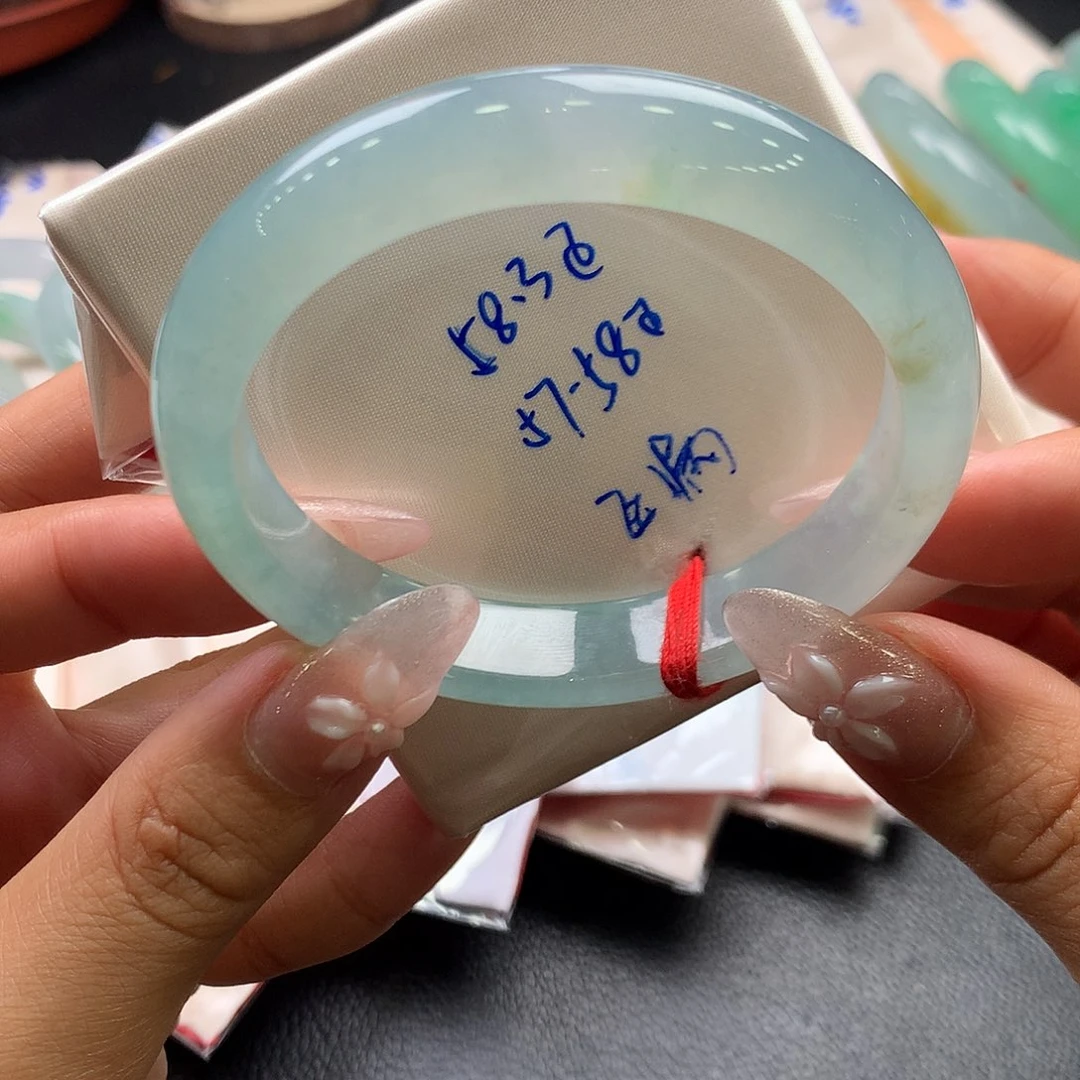 翡翠未镶嵌手镯56号