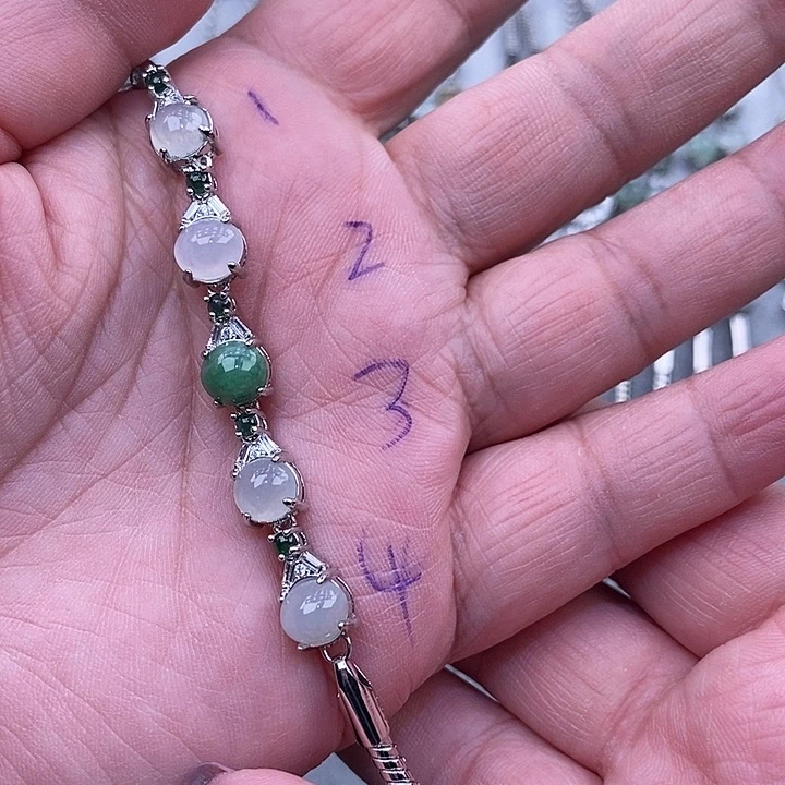 未镶嵌戒指翡翠小*爱缅甸