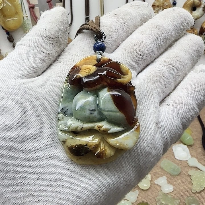 岫玉合金颈饰353535