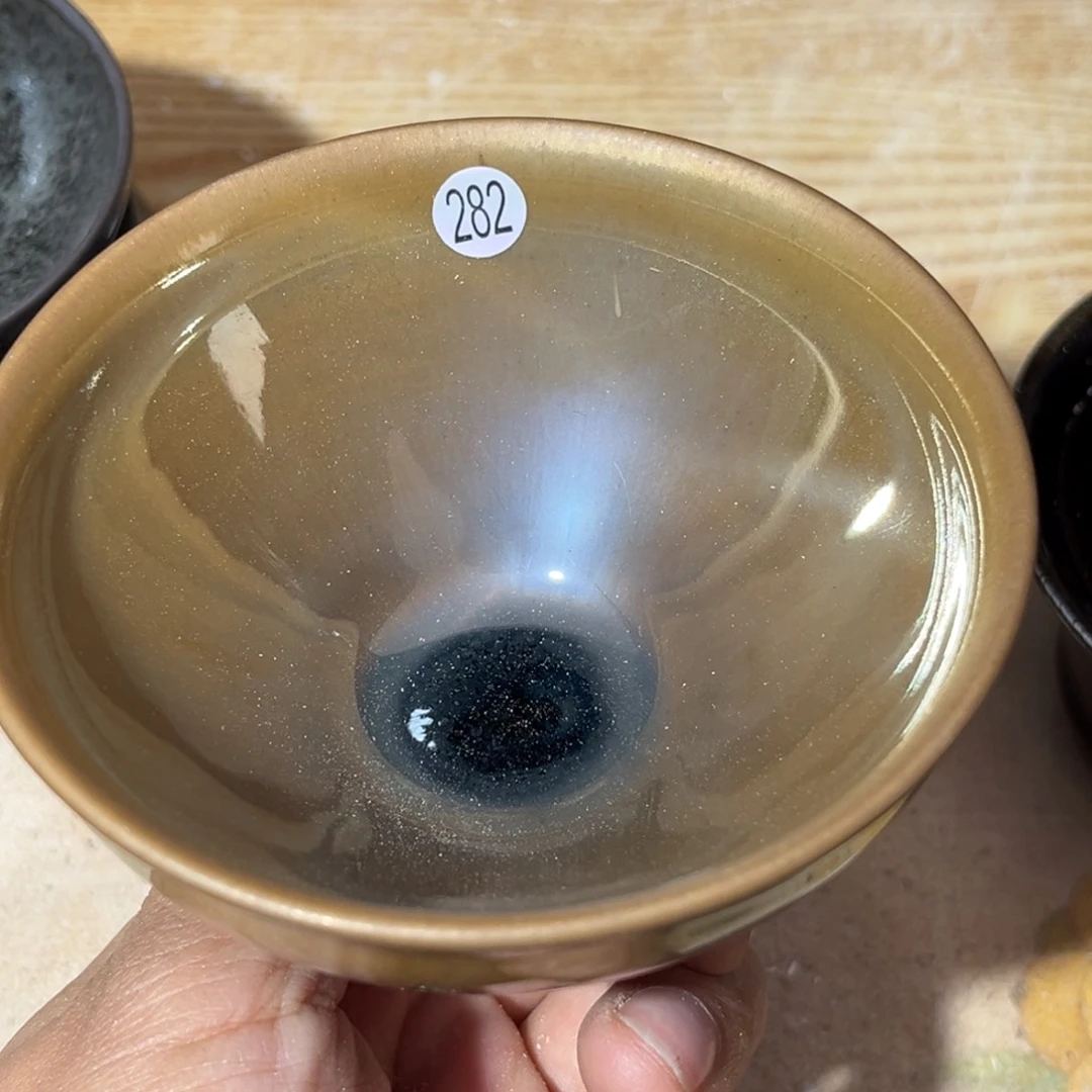 茶盏义兴龙窑坚持真柴烧