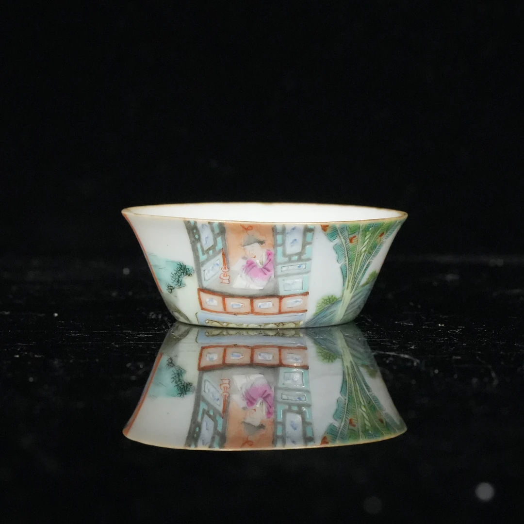 lot16568 6636 清雍正 粉彩西厢记人物卧足杯 D5.3