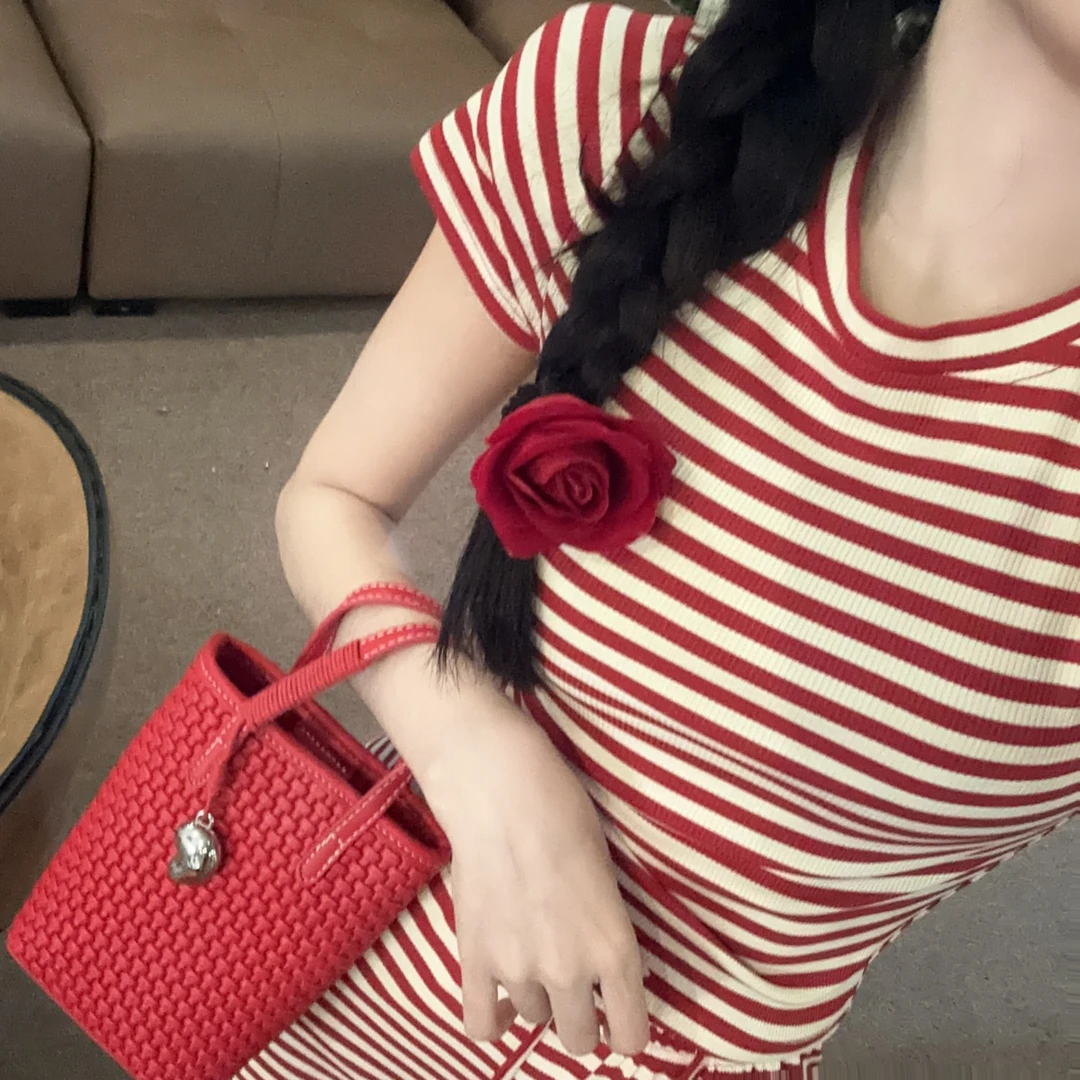 【OS&oneshow】撞色条纹短袖t恤时尚设计感小众修身显瘦阔腿裤套装