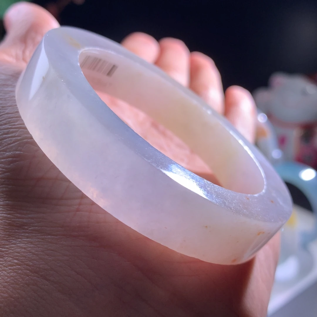 定制翡翠未镶嵌手镯