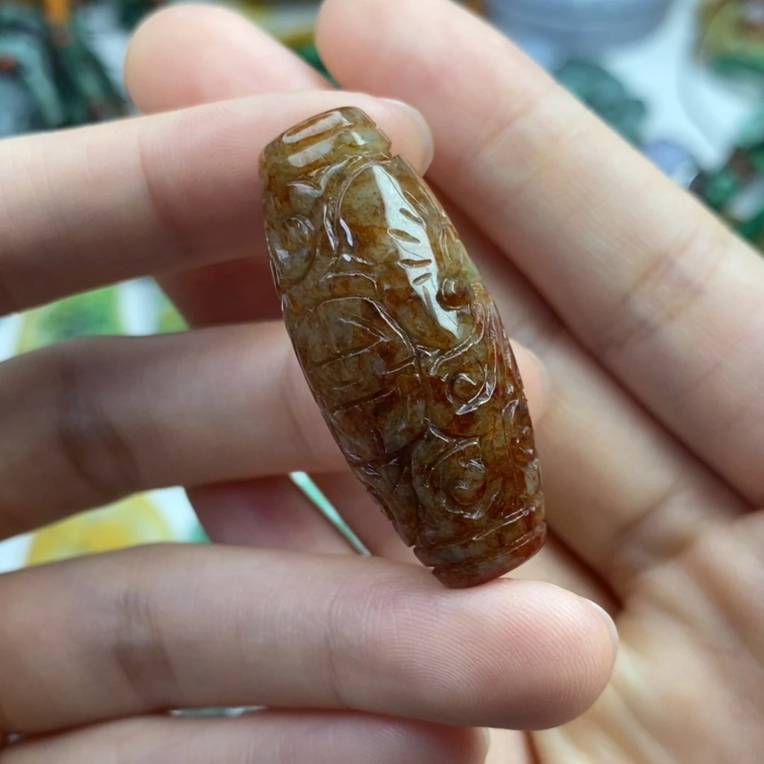 翡翠未镶嵌颈饰吊坠