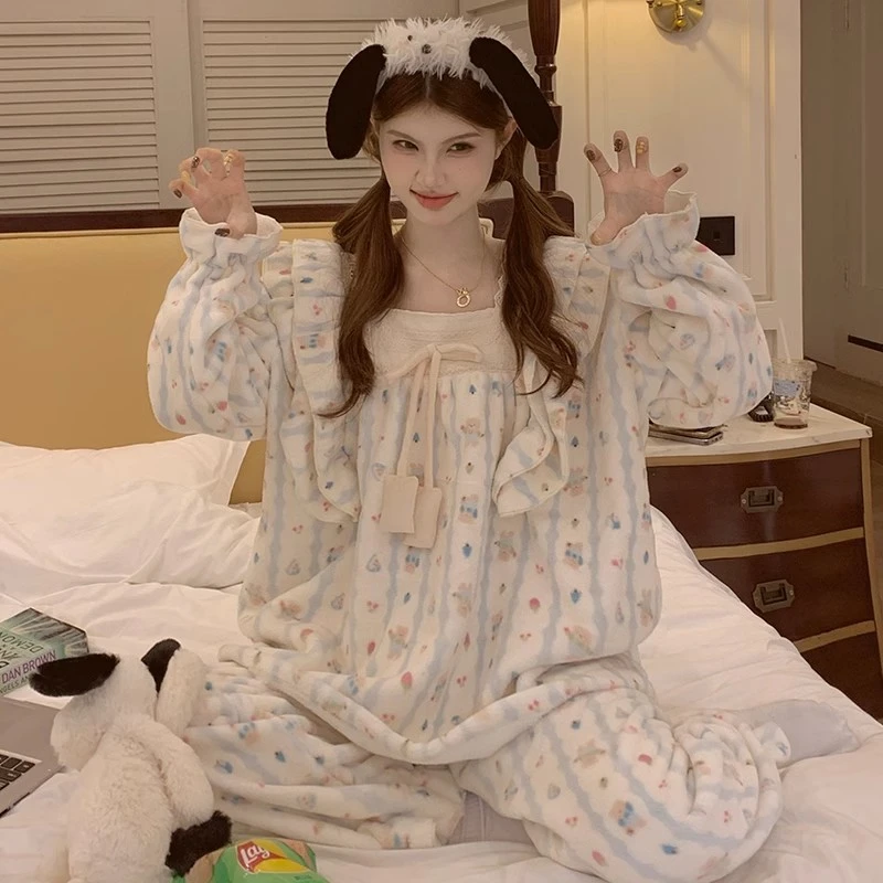 睡衣女款珊瑚绒冬季加厚加绒法兰绒甜美可爱公主风小熊套装家居服