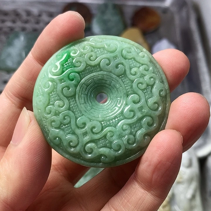 颈饰未镶嵌翡翠缅甸翡翠满色平安扣