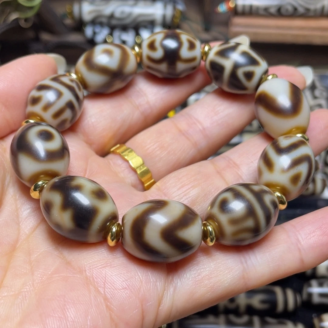 玛瑙/玉髓未镶嵌珠宝奇石1