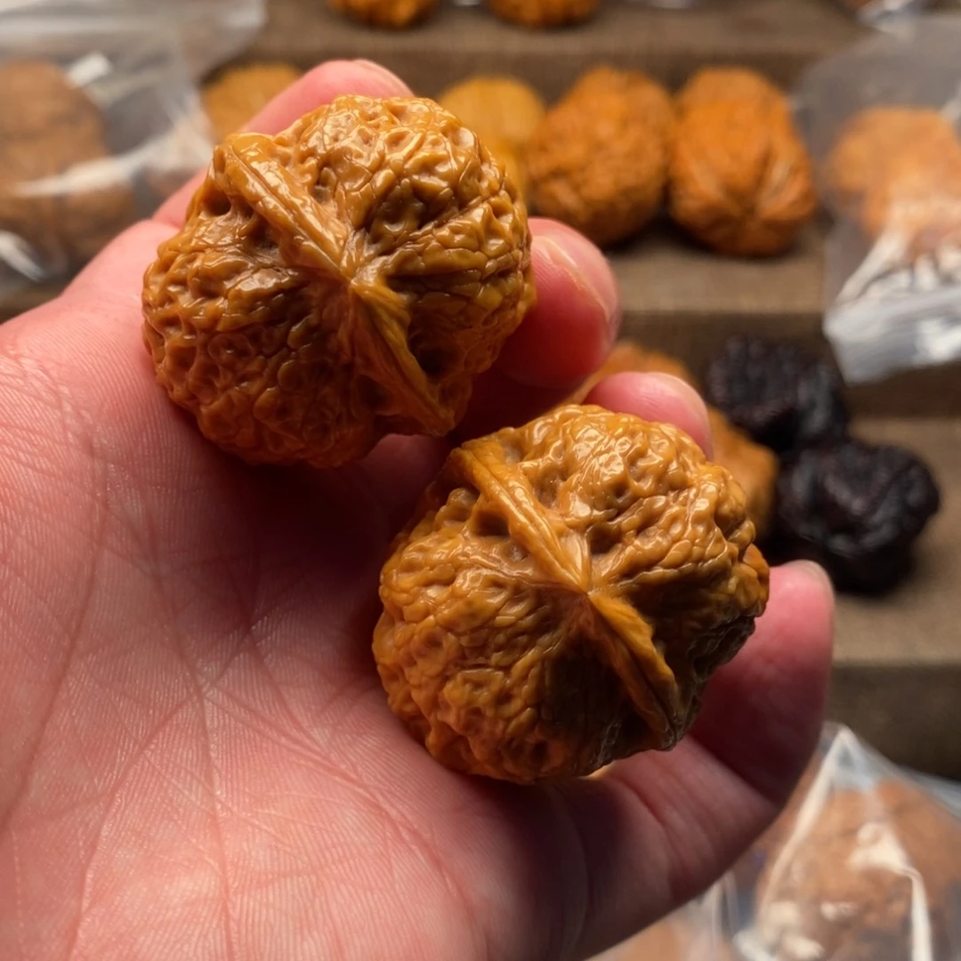 文玩核桃把件40铁核桃