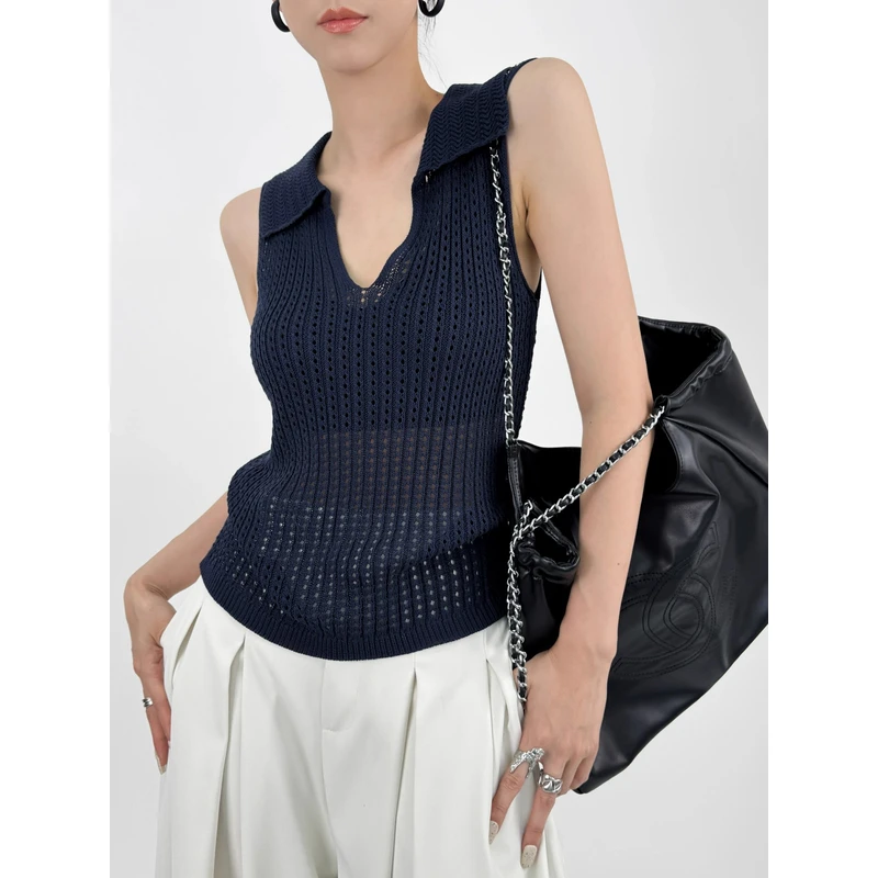 轻奢高级小众勾花镂空外穿V领背心夏季新款女装无袖内搭针织上衣