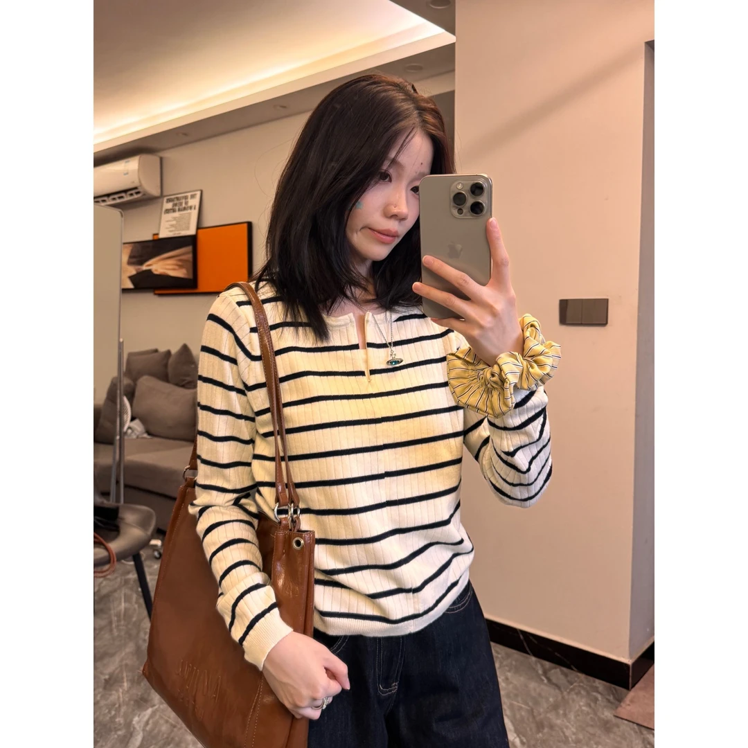 秋秋 早秋撞色假两件条纹针织衫女韩系百搭休闲显瘦套头短款上衣